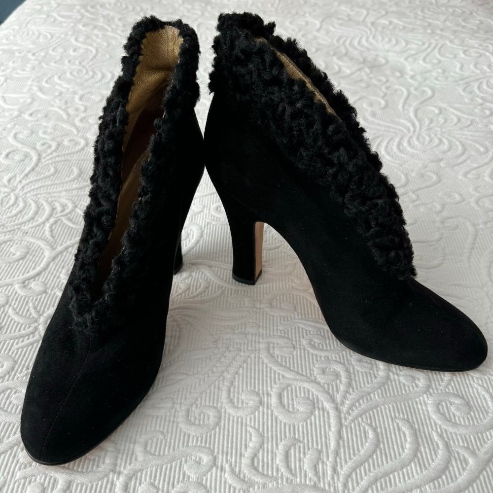 VTG MARTINEZ VALERO "Nelly" Persian Lamb Fur Trim Suede Heel Black Booties 9
